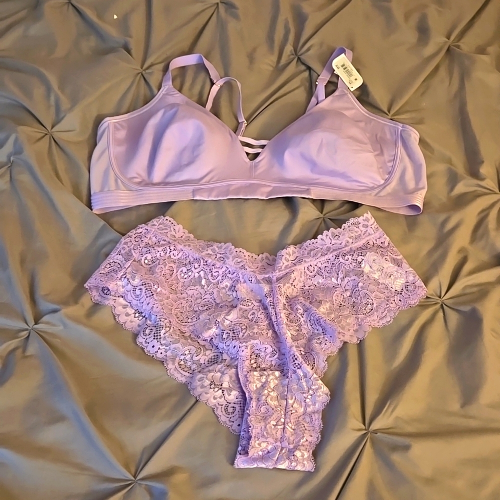 NWT Arula bralette and panty set top sz 44C bottom size XL